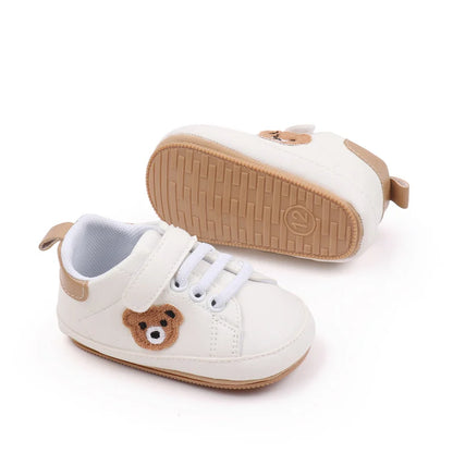 Chaussures bébé “Petit Ours” – Anti-dérapantes – Confort premiers pas (9–18 mois)