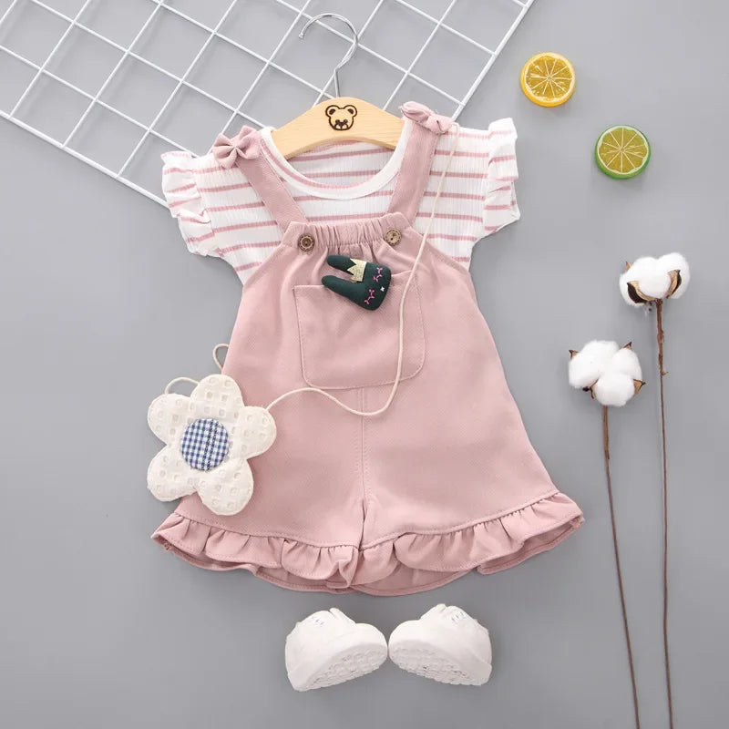 Ensemble Bébé Fille 2 Pièces – T-shirt Volants + Salopette Short Rose (0–12 mois)