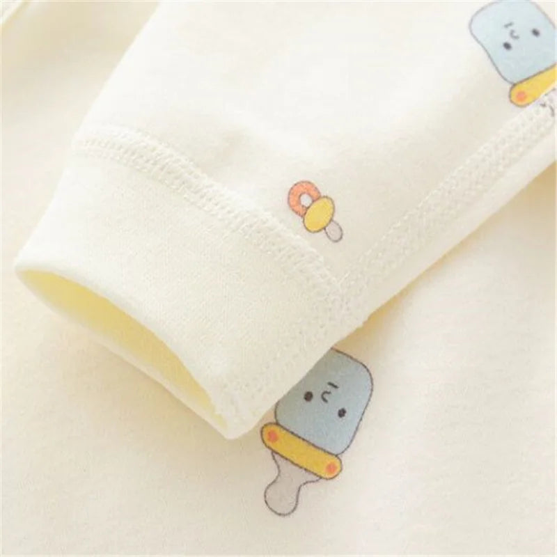 Barboteuse Douce Rêverie™ – Combinaison Bébé en Coton Confort (0–6 mois)