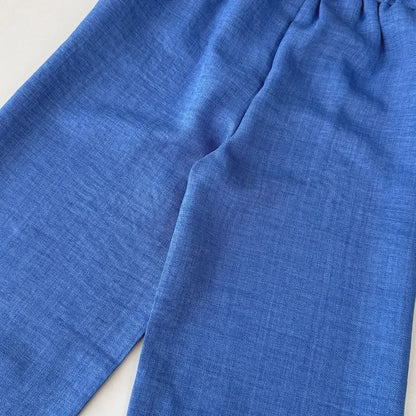 Ensemble Fille 2 Pièces Bleu – Haut Sans Manches Brodé & Pantalon (4–6 ans)
