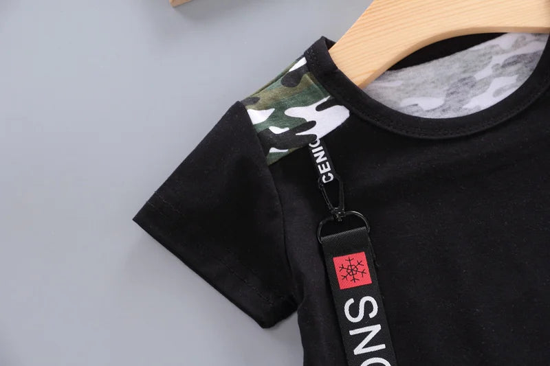 Ensemble Enfant Été – T-shirt à Manches Courtes & Short Confortable