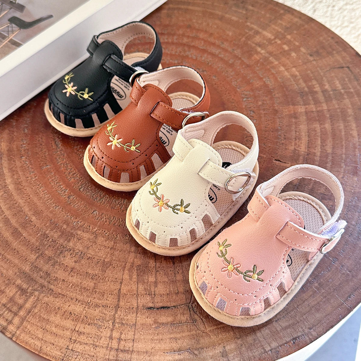 Sandales Petite Princesse – Chaussures Bébé Élégantes pour l’Été