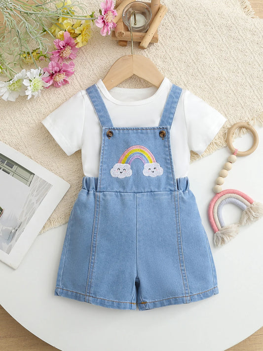 Ensemble été bébé fille 2 pièces – T-shirt doux & salopette légère en jean (6–36 mois)