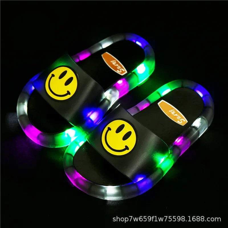 Pantoufles enfants cartoon (PVC) – Confort intérieur/extérieur – Été