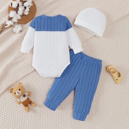 Ensemble Bébé 3 Pièces Doux & Élégant – Body, Pantalon & Bonnet