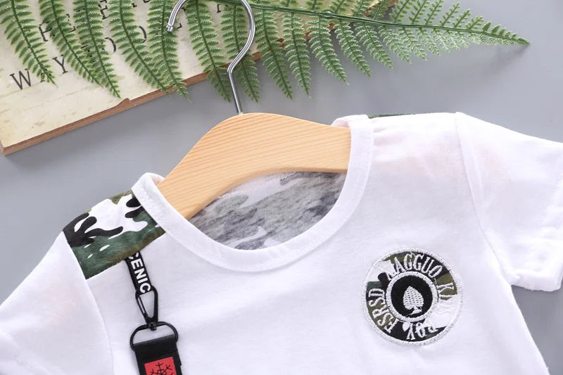 Ensemble Enfant Été – T-shirt à Manches Courtes & Short Confortable