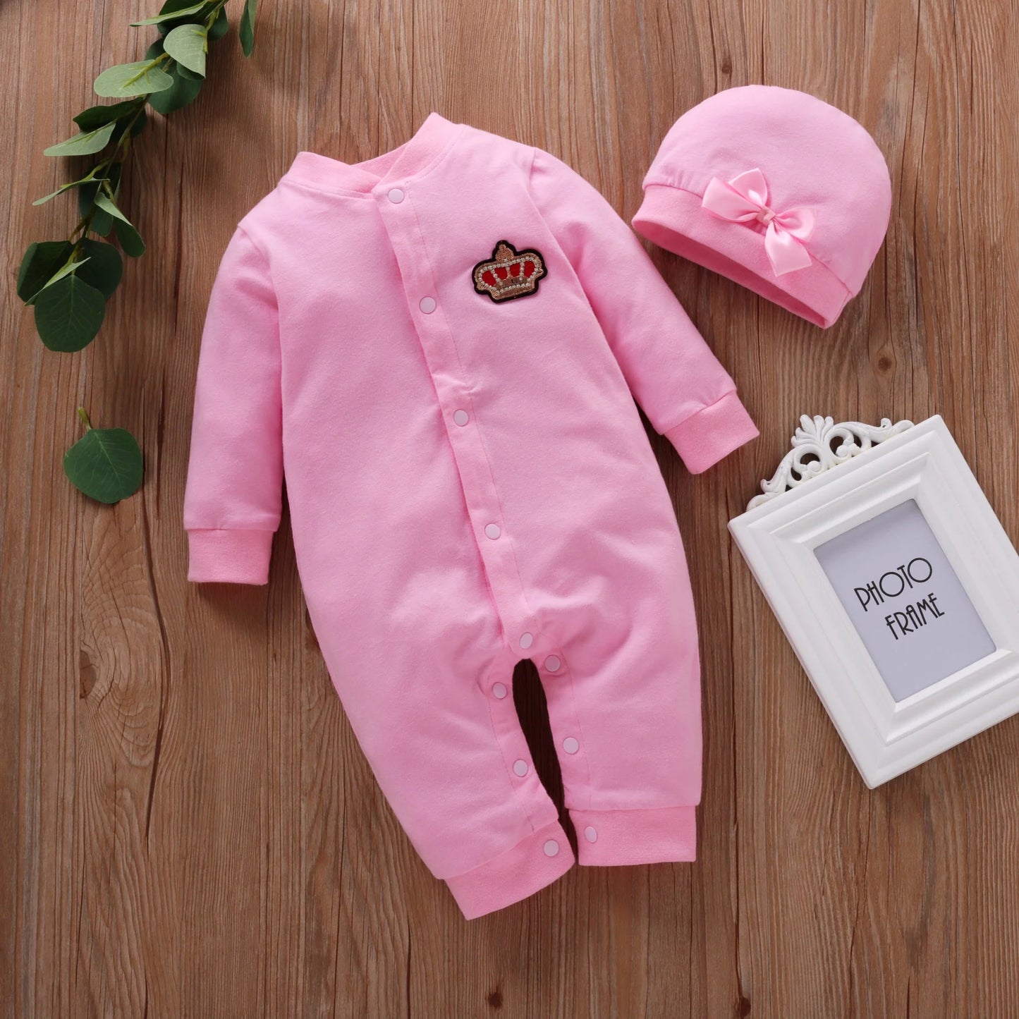 Combinaison Pyjama Bébé Rose + Bonnet – Motif Couronne | 12–36 Mois