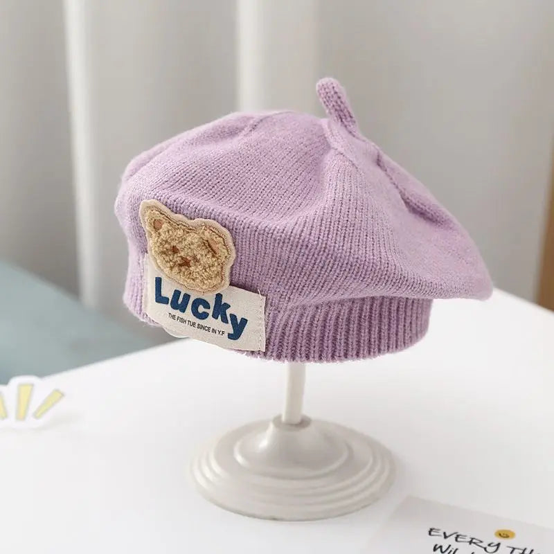 Béret Bébé en Maille Fleur – Bonnet Chaud d’Hiver