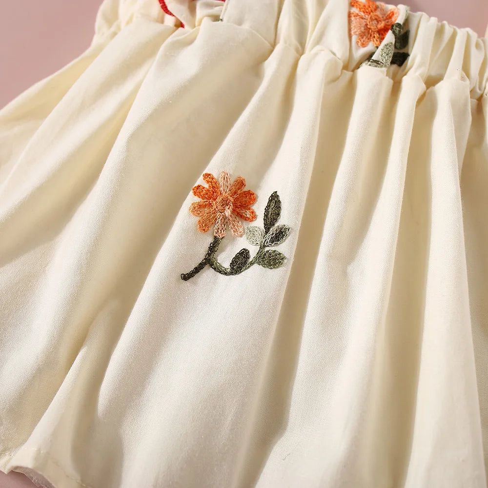 Ensemble d’été fille 2 pièces – Haut fleuri à manches courtes & short uni