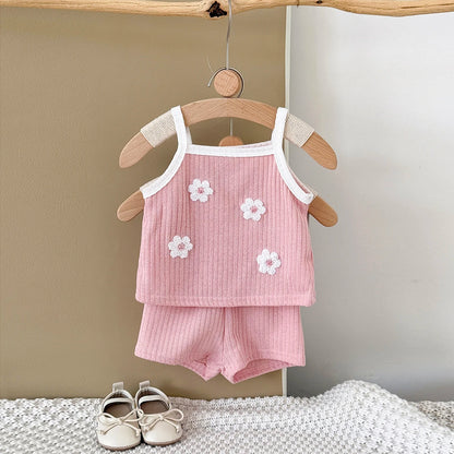 Camisole d’été bébé fille avec fleurs brodées – Haut léger et confortable (0 à 24 mois)