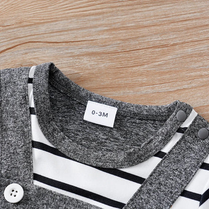 Barboteuse d'été 2 pièces à manches courtes et col rond rayé à motifs d'ours pour bébés garçons et filles en gris foncé.