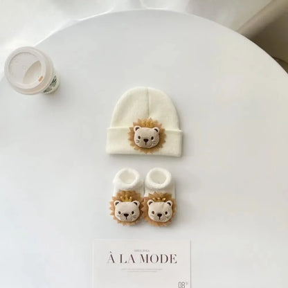 Ensemble bébé 2 pièces – Bonnet + chaussettes motif animal | 0 à 12 mois