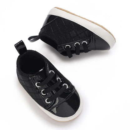 Chaussures premiers pas bébé fille – Semelle souple antidérapante – Fermeture scratch (0–12 mois)