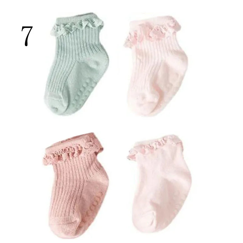 Lot de 4 Chaussettes Bébé Antidérapantes – Douces & Chaudes