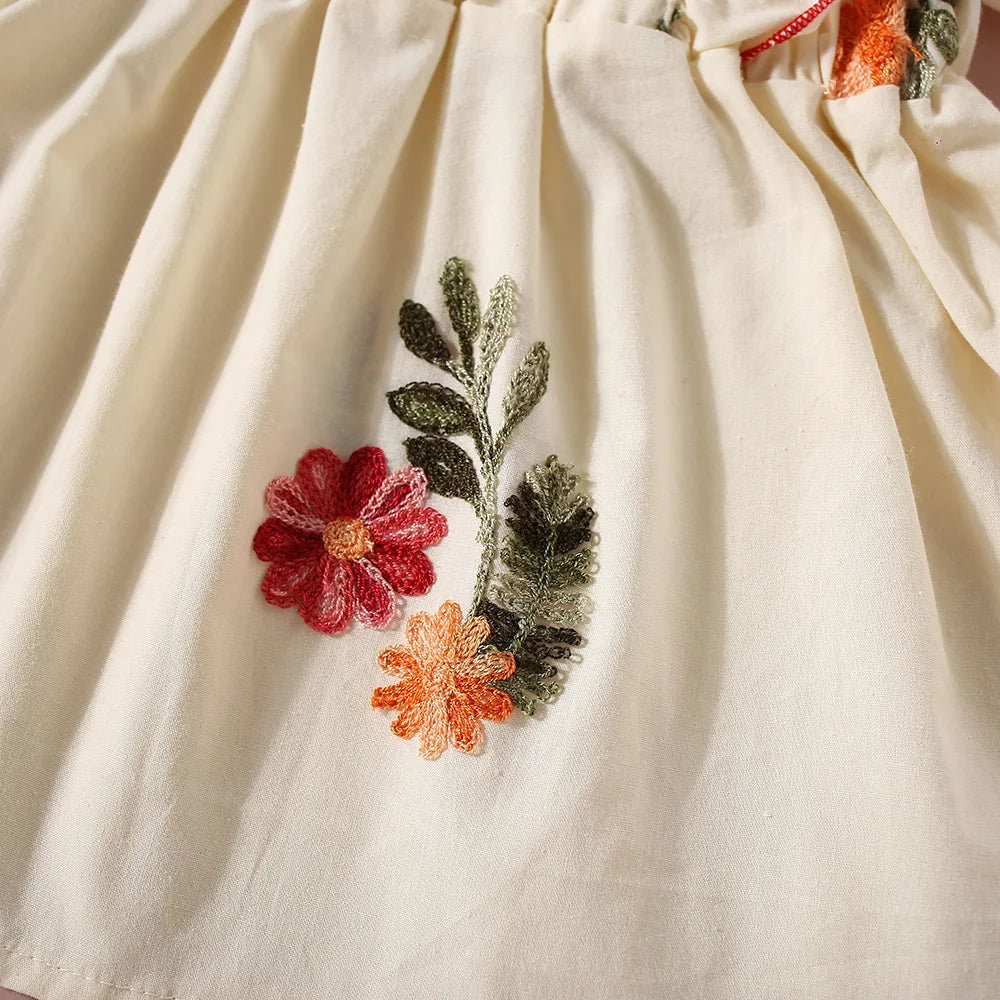 Ensemble d’été fille 2 pièces – Haut fleuri à manches courtes & short uni