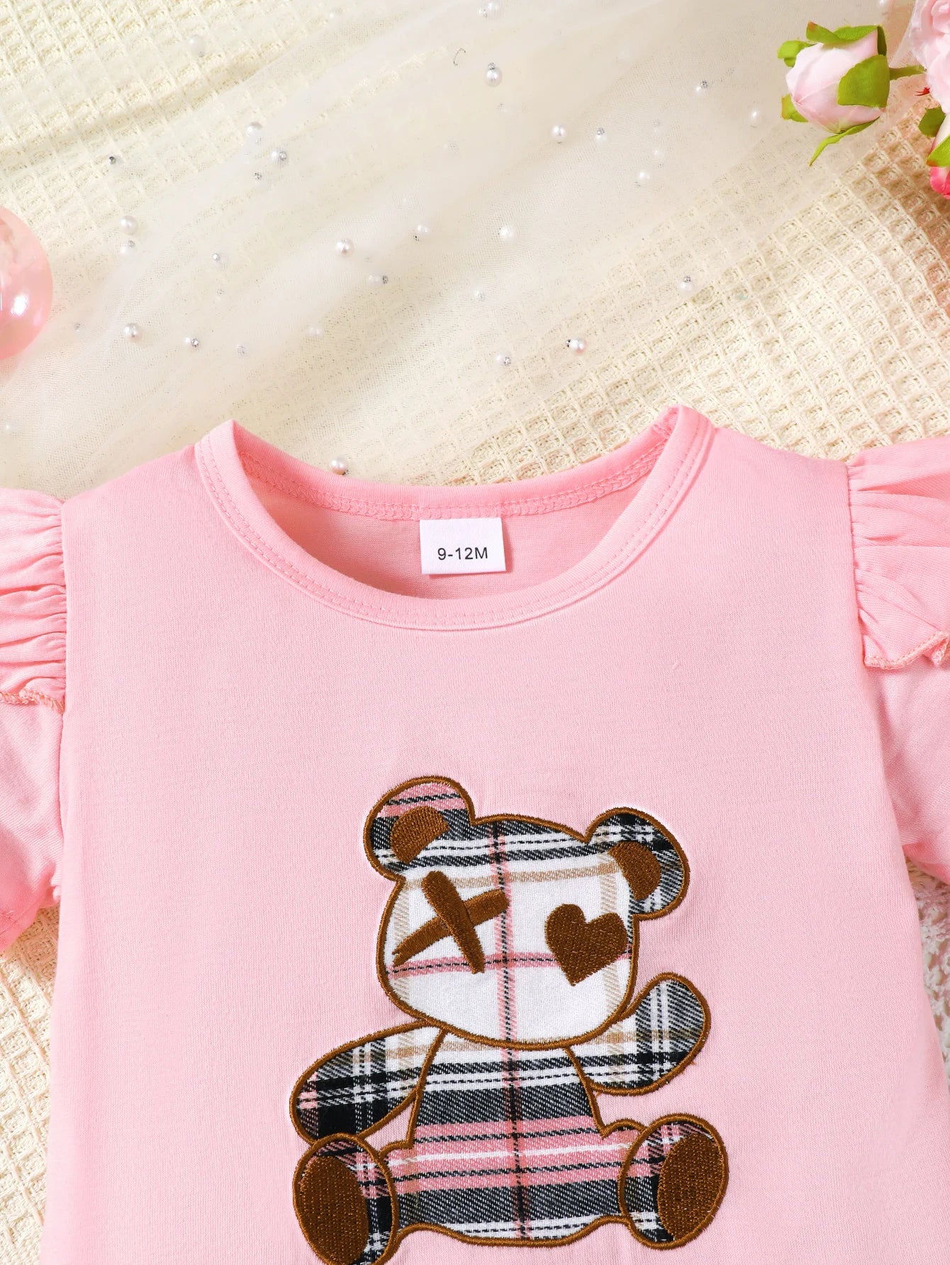 Ensemble Bébé Fille “Panda” – T-shirt Rose & Short à Carreaux (1–3 ans)