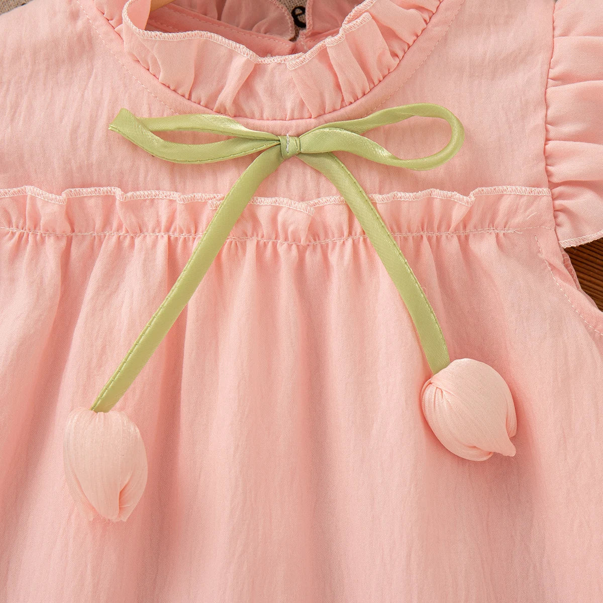 Robe d’été bébé fille rose – Mousseline légère style coréen avec nœud floral