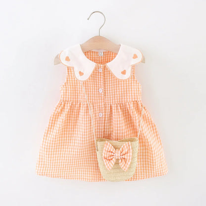 Robe Bébé Fille Sans Manches – Col Cœur en Dentelle