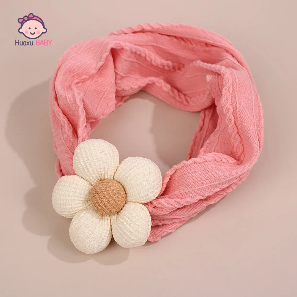 Ensemble Bébé Fille – Bandeau Fleur & Chaussettes Assorties