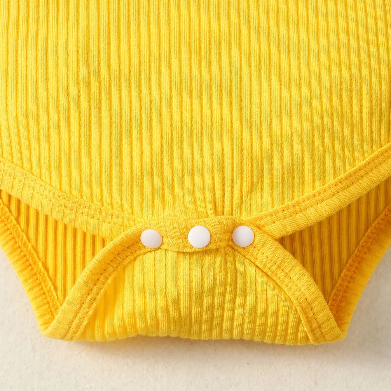 Tenue d’été bébé fille – Ensemble jaune motif tournesols avec jupe et bandeau