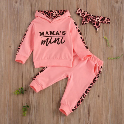Ensemble bébé 3 pièces confortable – Sweat à capuche, pantalon & bandeau assorti (0 à 24 mois)