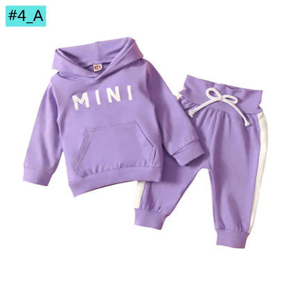Ensemble bébé 3 pièces confortable – Sweat à capuche, pantalon & bandeau assorti (0 à 24 mois)