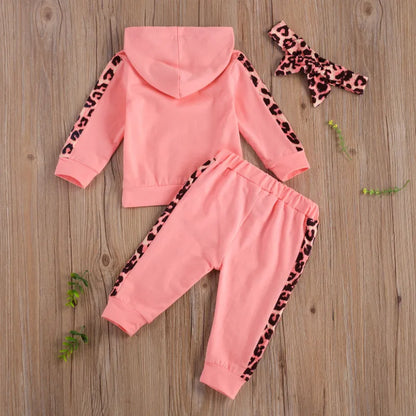 Ensemble bébé 3 pièces confortable – Sweat à capuche, pantalon & bandeau assorti (0 à 24 mois)